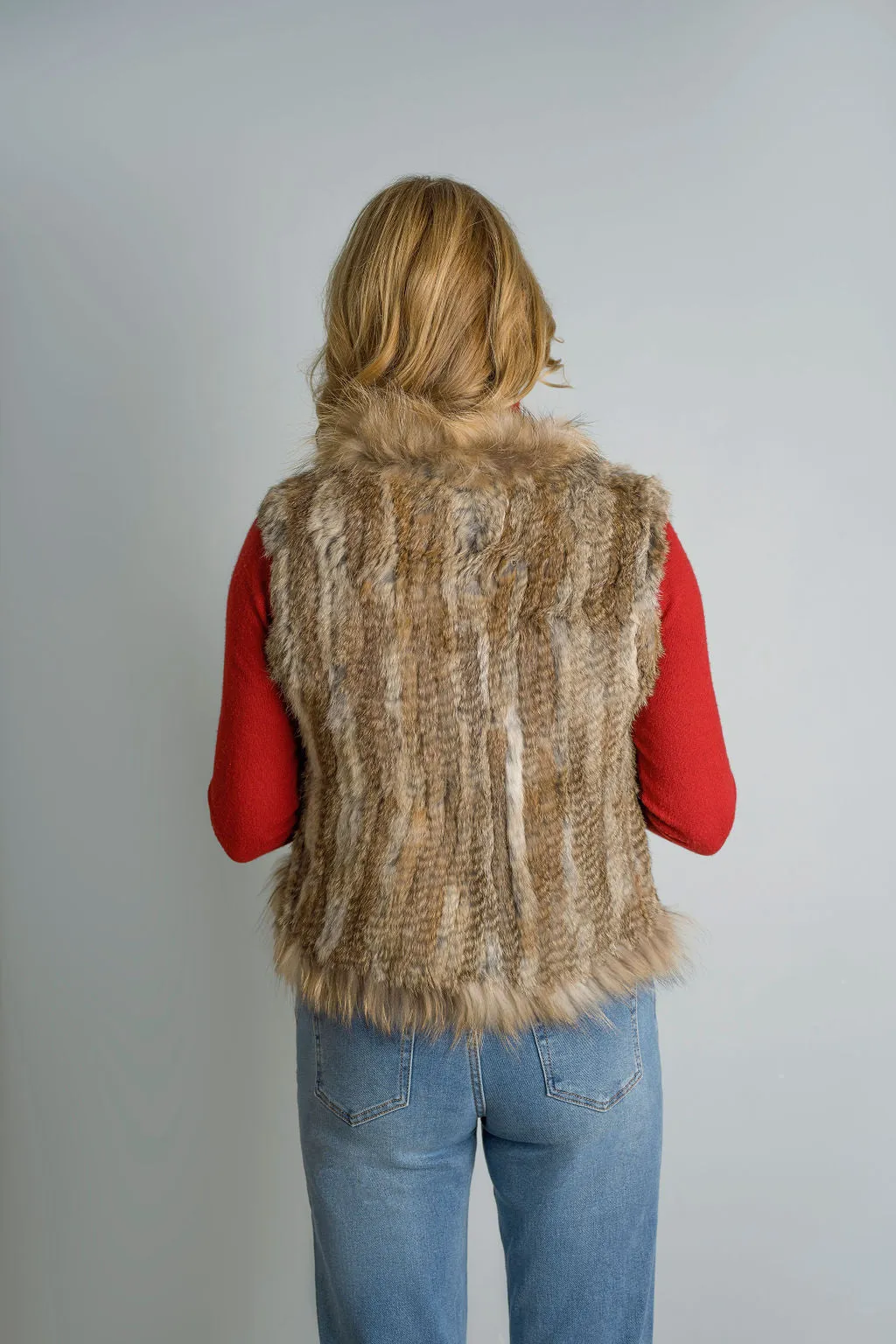 ANNA GILET