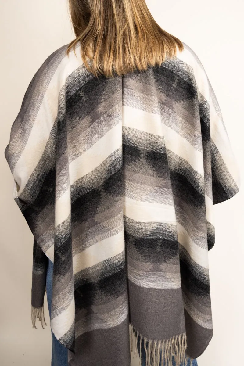 Be Clever Costa Mesa Ruana, Black
