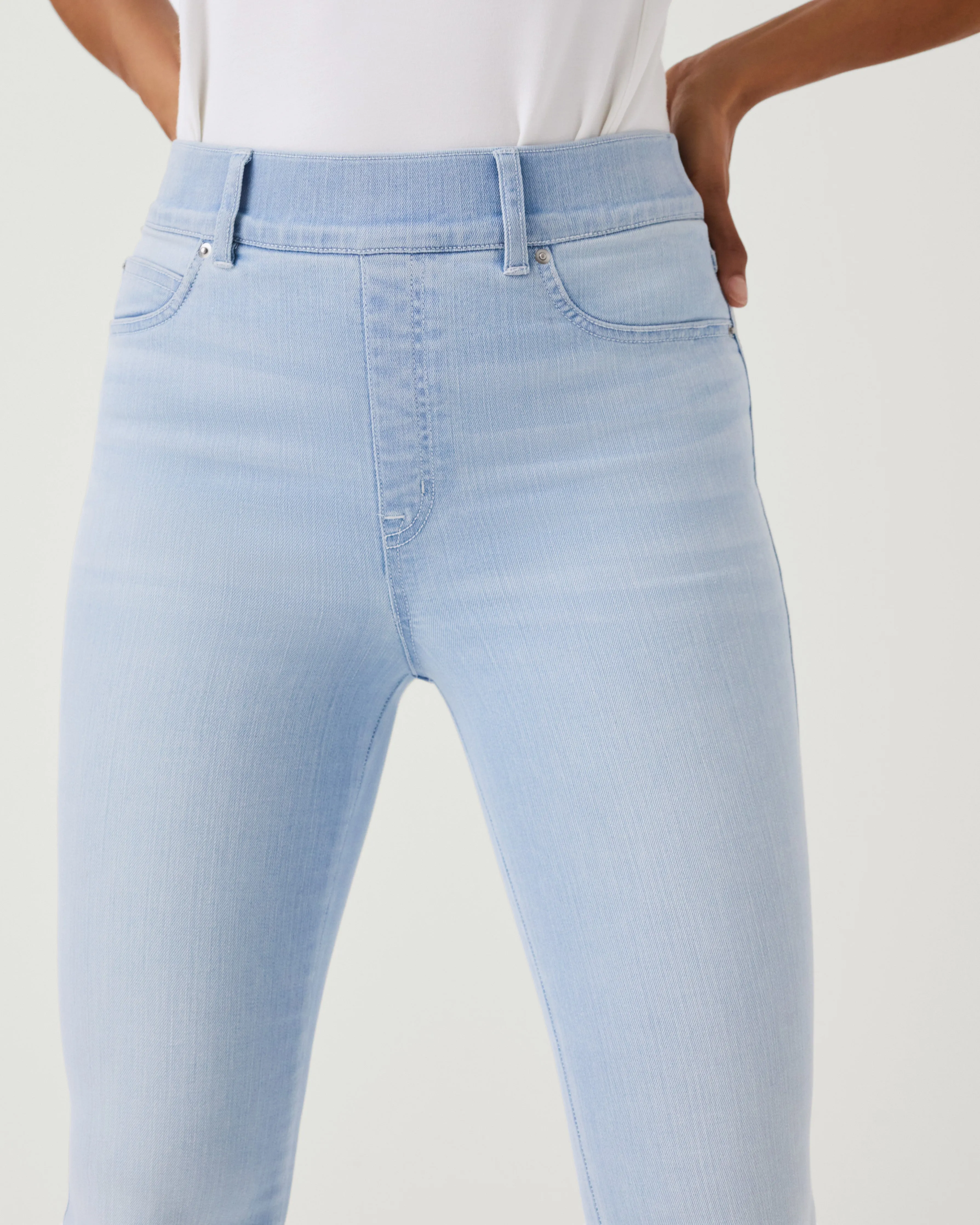 Flare Jeans, Light Wash