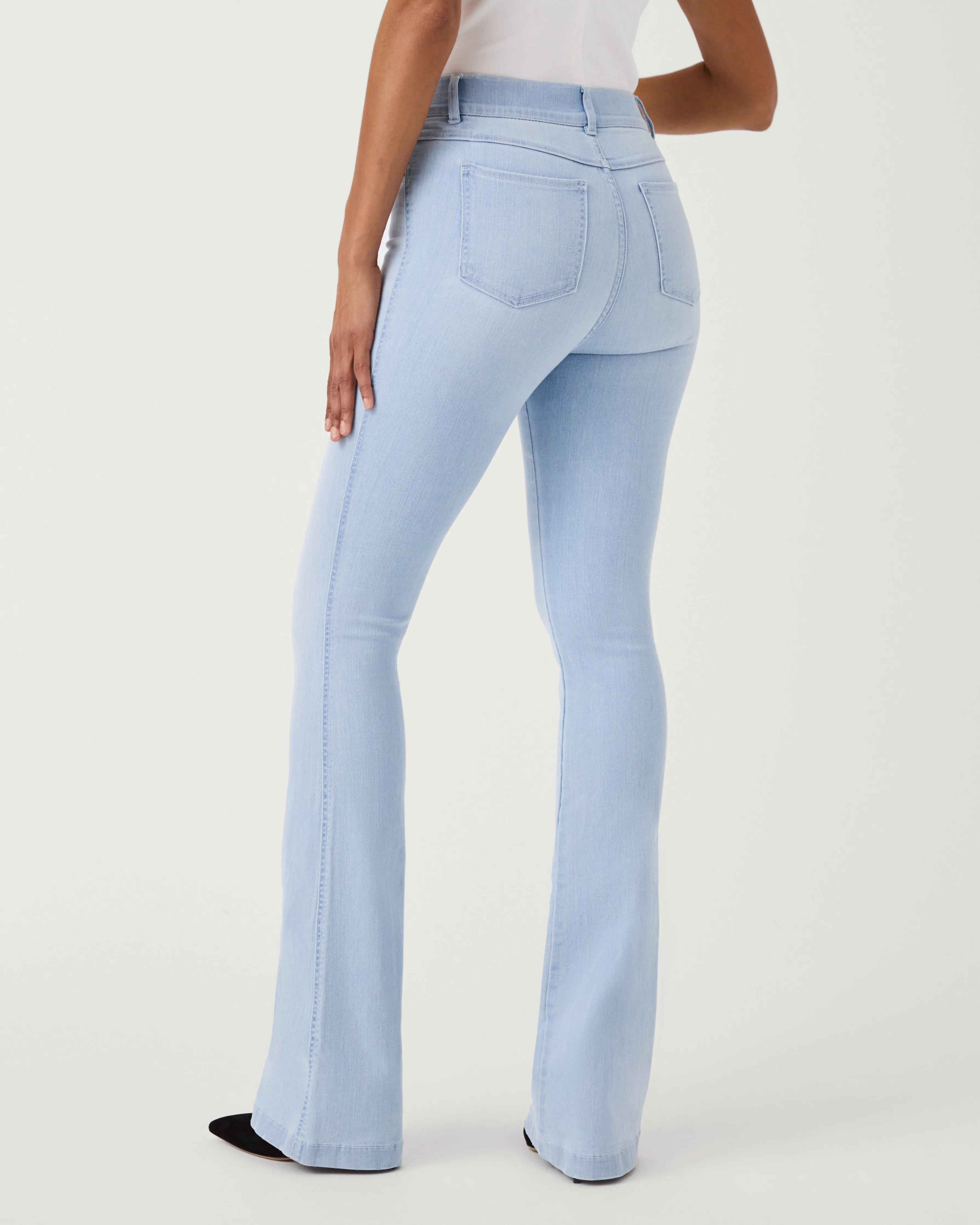 Flare Jeans, Light Wash