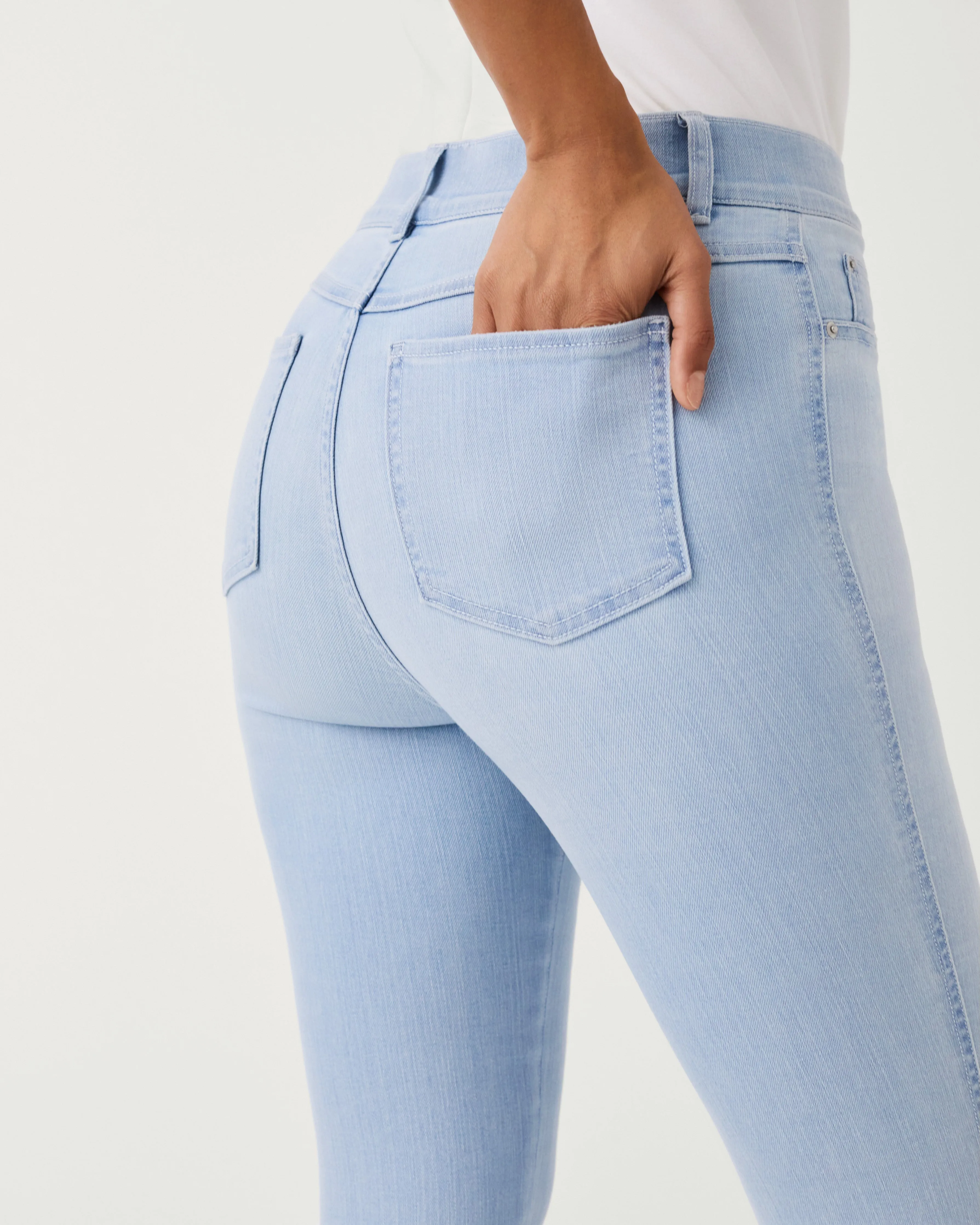 Flare Jeans, Light Wash