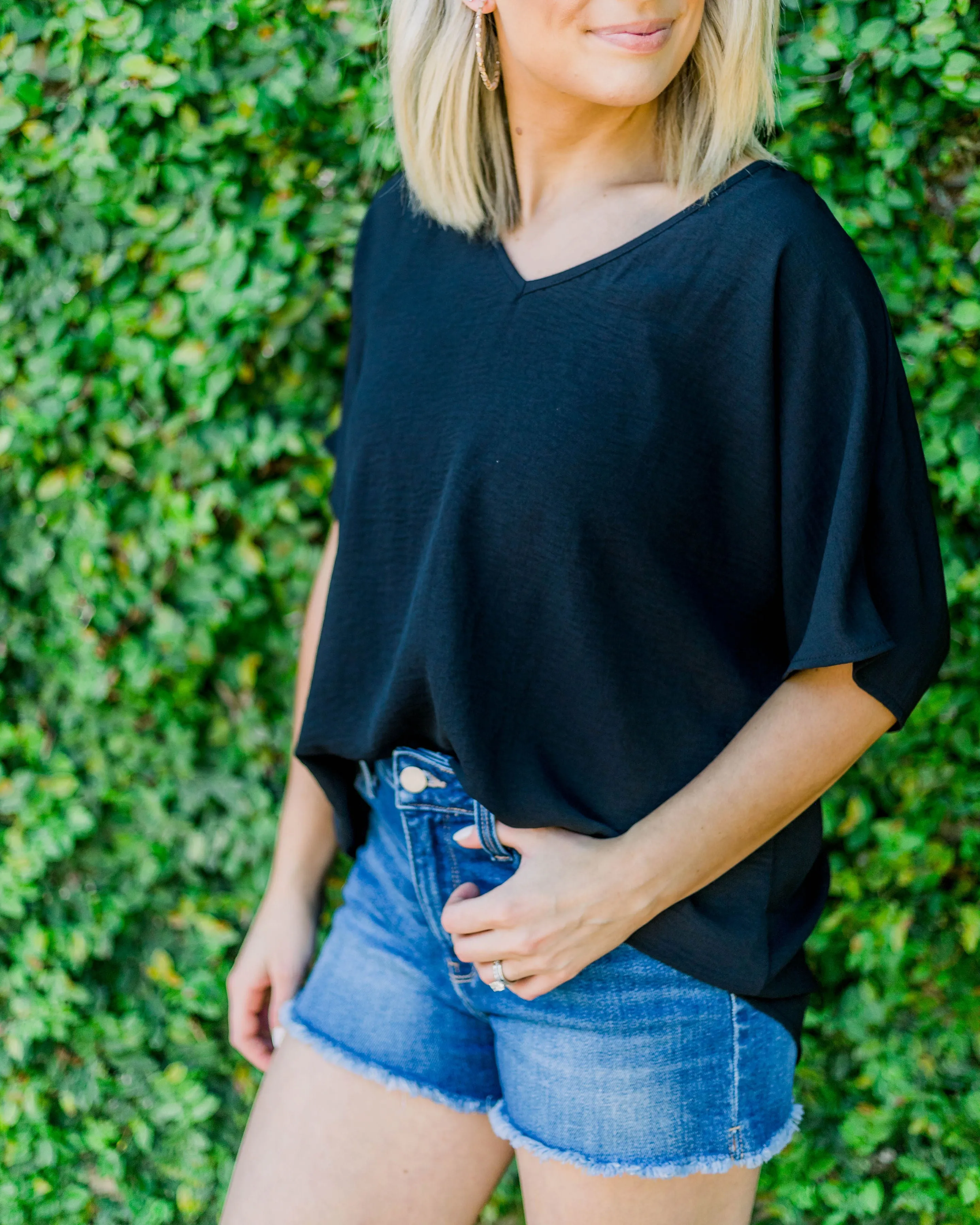 Flowy V Blouse-Black