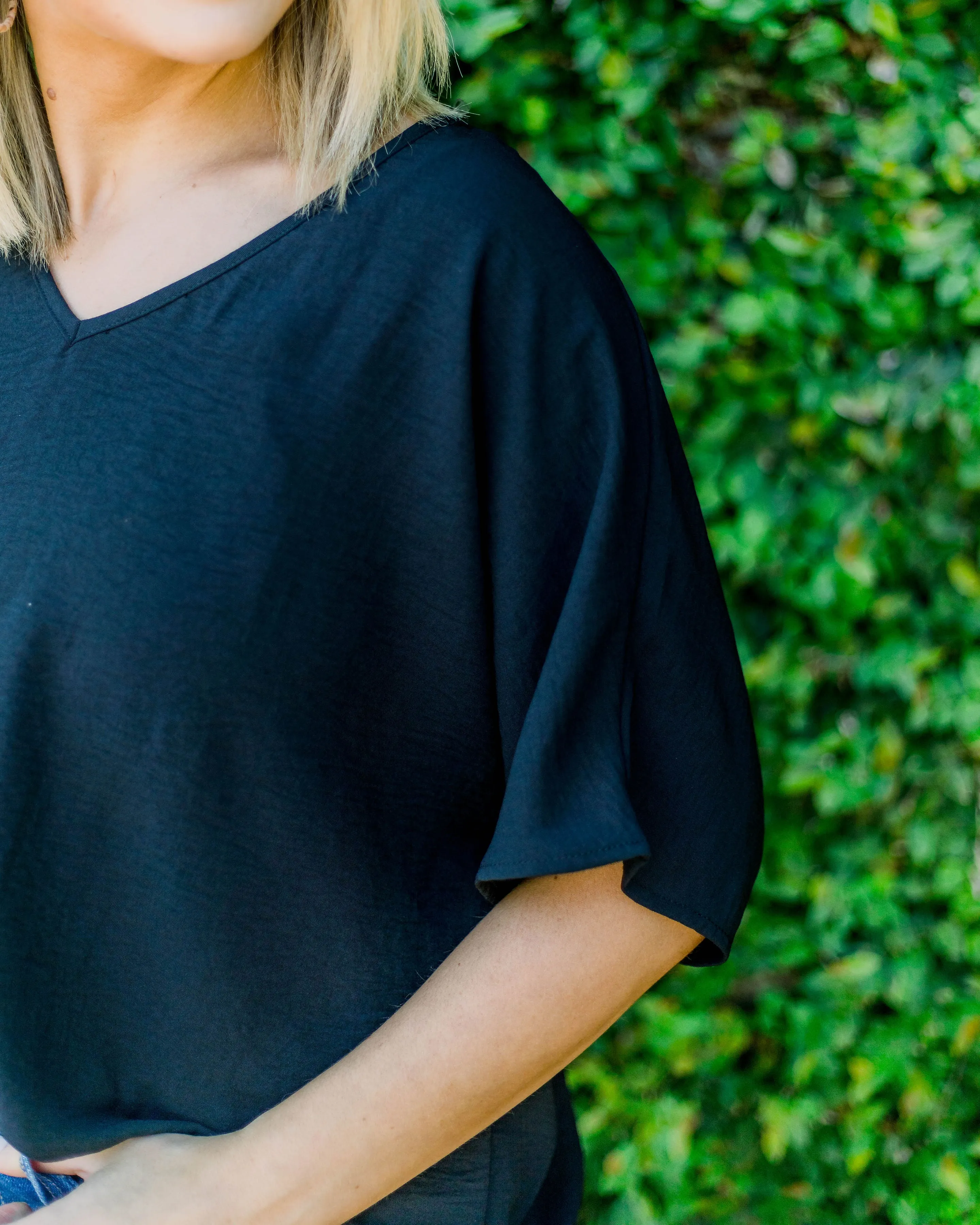 Flowy V Blouse-Black