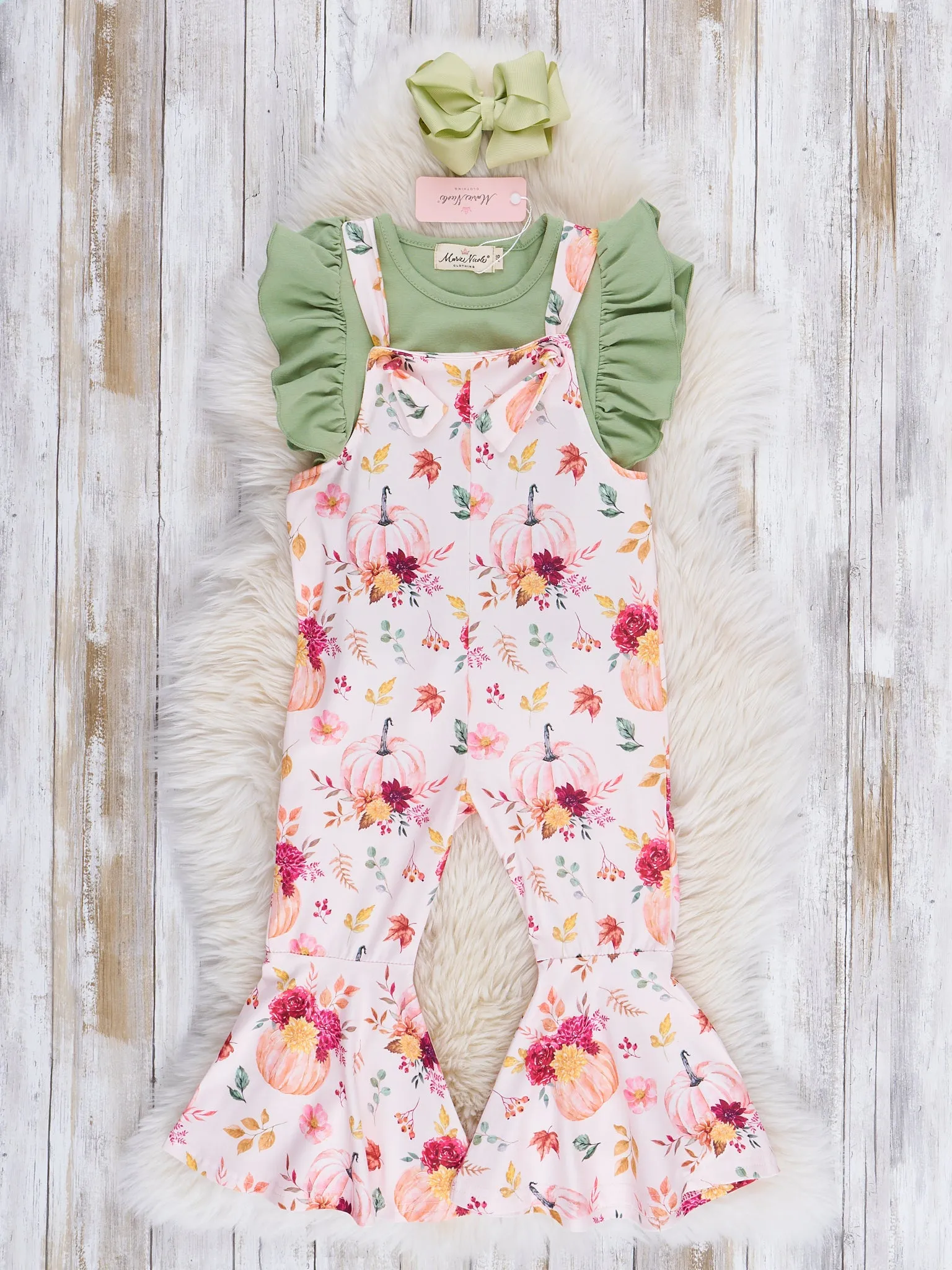 Green Gourd Bouquet Overalls Set