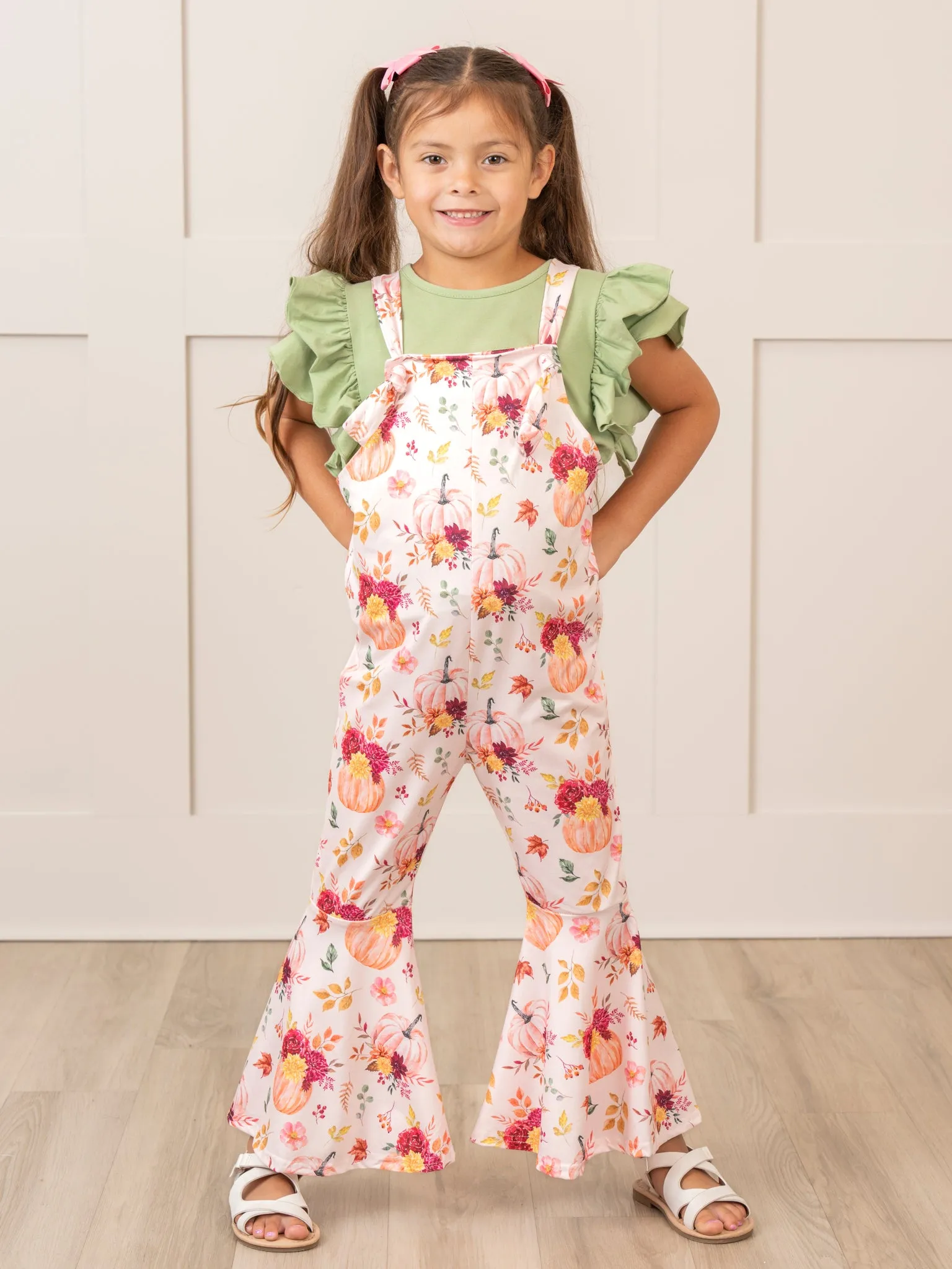 Green Gourd Bouquet Overalls Set