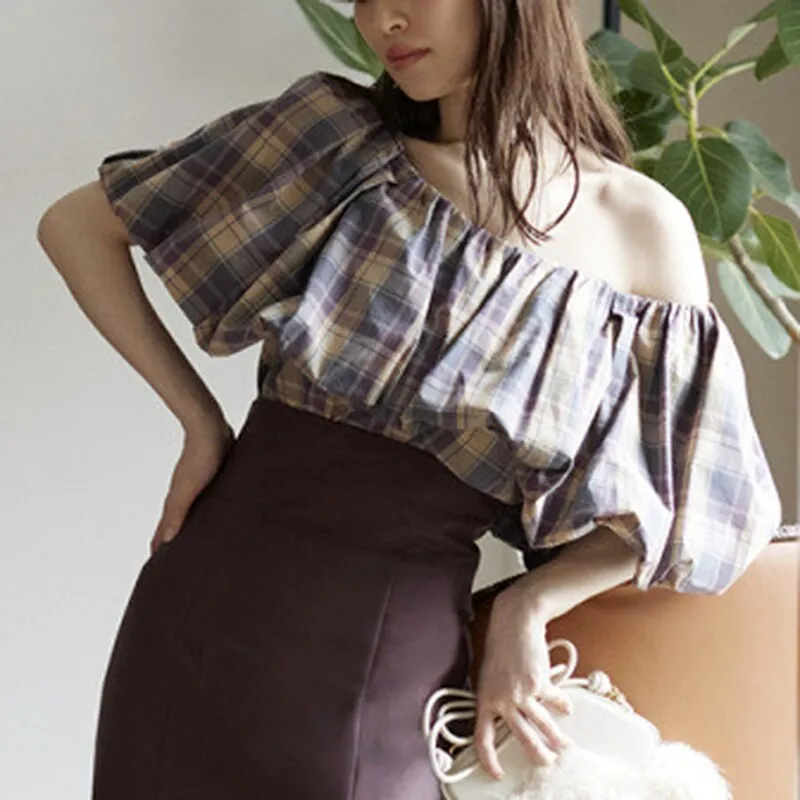 Joskaa Christmas Gift Kuzuwata 2024 Autumn New Women Blusas Japan Style Sweet Shirts Slash Collar Puff Sleeve Back Bandage Mixed Plaid Solid Blouses