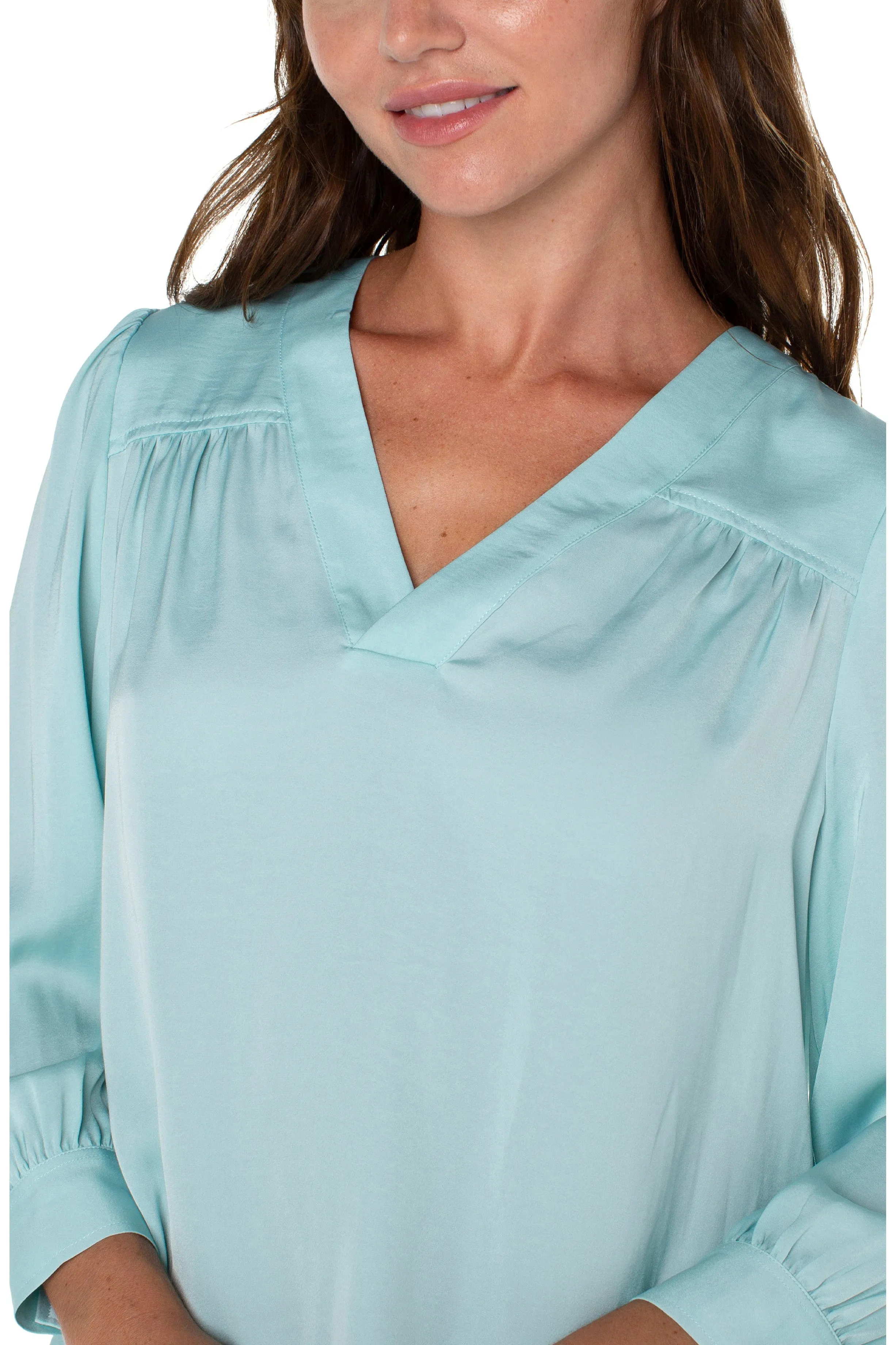 Liverpool V Neck Popover Woven Blouse In Pastel Turquoise