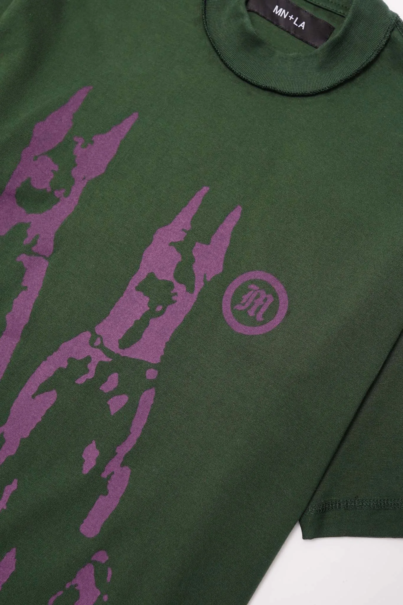"HELL HOUNDS" TEE IN HUNTER GREEN