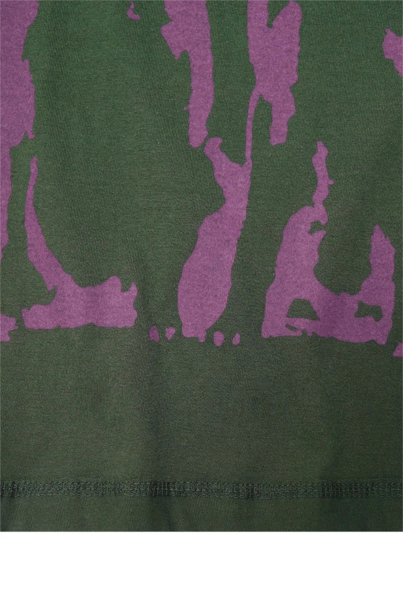 "HELL HOUNDS" TEE IN HUNTER GREEN