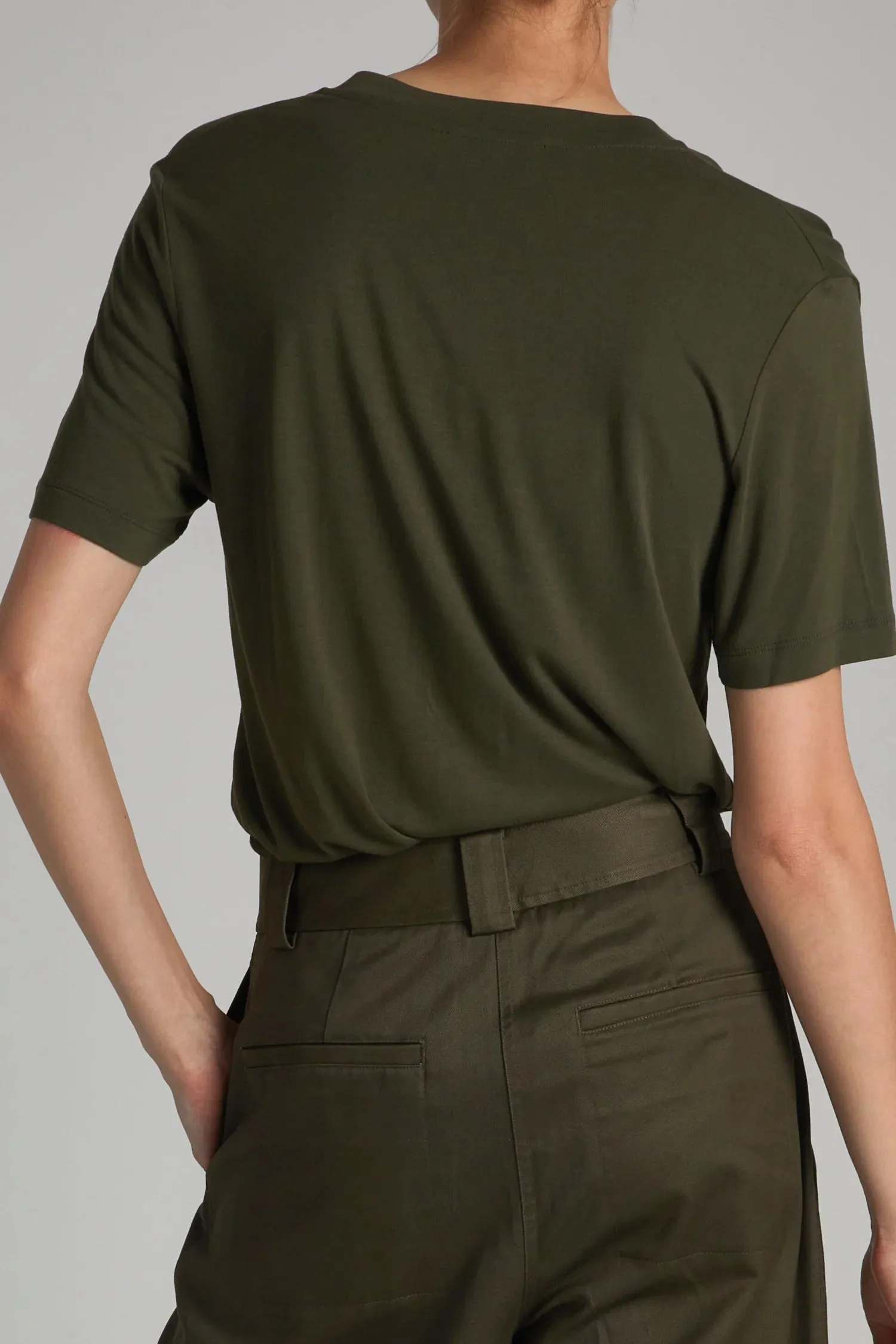 Saint Art New York - Beck V-Neck Jersey Tee (Olive)